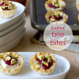 Baked Cranberry Brie Bites