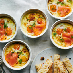 Baked Eggs With Crème Fraîche and Smoked Salmon