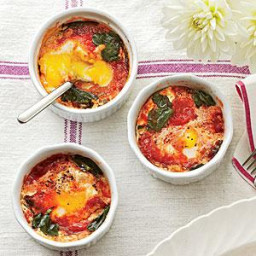 Baked Eggs with Spinach and Tomatoes
