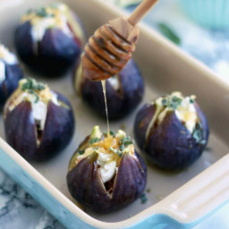 Baked Figs with Goat Cheese