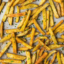 Baked French Fries {Healthy and Crispy!} – WellPlated.com