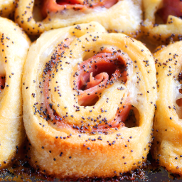 baked-ham-and-cheese-rollups-1295378.png