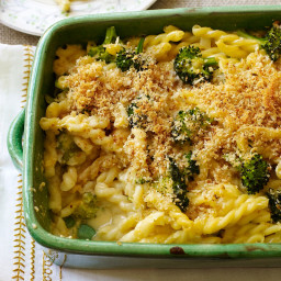 Baked Macaroni and Cheese with Broccoli