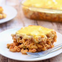 Baked Macaroni with Cheese Topping