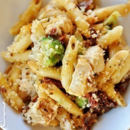 Baked Penne with Chicken, Broccoli and Smoked Mozzarella