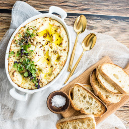 Baked Ricotta Cheese Dip with Garlic and Thyme