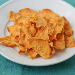 baked-sweet-potato-chips-2271870.jpg