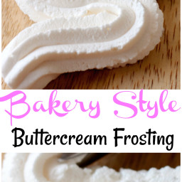 Bakery Style Vanilla Buttercream Frosting