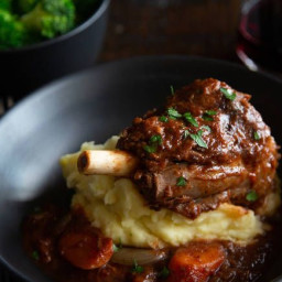 Balsamic and Tomato Slow Cooker Lamb Shanks