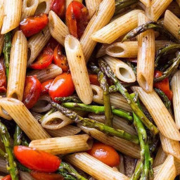 Balsamic Penne Pasta with Asparagus and Tomatoes