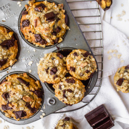 banana-oat-chocolate-chunk-muffins-or-mini-muffins-2469226.jpg