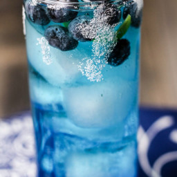 Bangin’ Blueberry Lemonade!