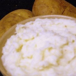 basics-boiled-and-mashed-potatoes-4.jpg