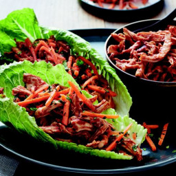 BBQ-Pulled-Chicken Lettuce Wraps