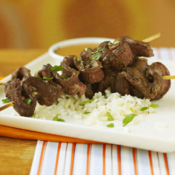 beef-sate-with-peanut-dipping-sauce-1804591.jpg