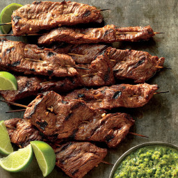 Beer-Marinated Skirt Steak Skewers with Green Chile Sauce