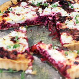 Beetroot and goat's cheese tart