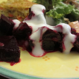 Beetroot Salad with Yoghurt Dressing