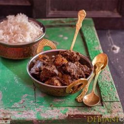 Bengali Mete Chorchori (Mutton Liver side with Potato chunks)