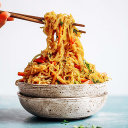 Best Asian Garlic Paleo Whole30 Noodles