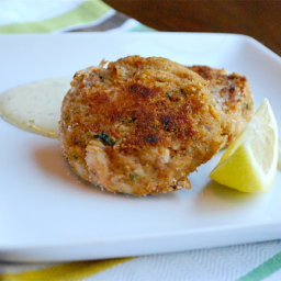 Best Crab Cakes with Lemon-Dill Aioli