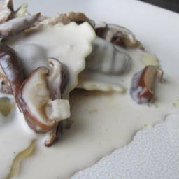 best-creamy-marsala-wine-sauce-over-mushroom-ravioli-1860065.jpg
