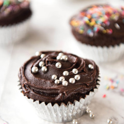 Best Easy Chocolate Cupcakes