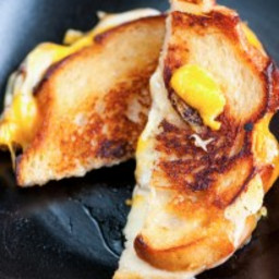 Best Ever Classic Grilled Cheese Sandwich