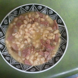 best-ham-and-bean-soup-7.jpg