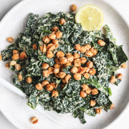 Best Healthy Vegan Caesar Salad with Kale and Chickpeas (Oil Free)