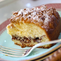 beths-cinnamon-crumb-coffee-cake-recipe-1694019.jpg