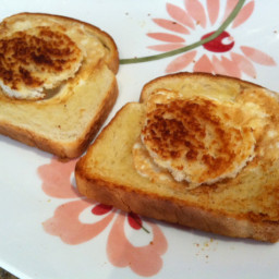 Birds Nest (Eggs and Toast)