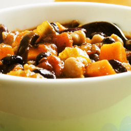 Black Bean and Sweet Potato Chili Recipe (Vegan, Gluten-free)
