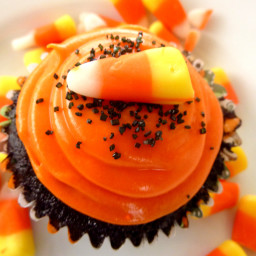black-velvet-halloween-cupcakes-1765385.jpg