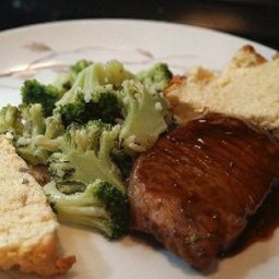Blackberry Glazed Pork with Mixed Rice and Broccoli - Weight Watchers