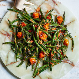 Blistered Green Beans with Tomato-Almond Pesto