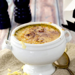 BLONDE FRENCH ONION SOUP RECIPE