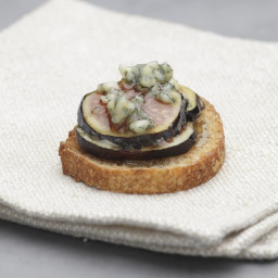 Blue Cheese and Fig Bite