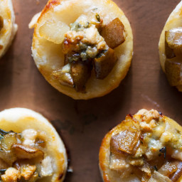 Blue Cheese and Pear Puff Pastry Bites