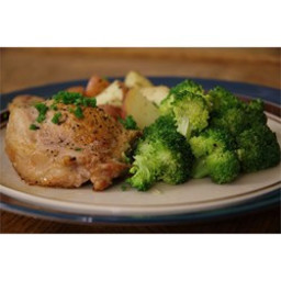 blue-cheese-bacon-and-chive-stuffed-pork-chops-1798711.jpg