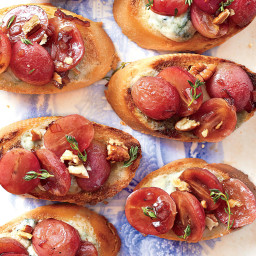 Blue Cheese Crostini with Balsamic-Roasted Grapes