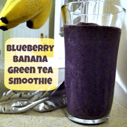 Blueberry-Banana Green Tea Smoothie