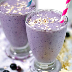 Blueberry Banana Oatmeal Smoothie (Healthy)