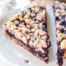 Blueberry Bars (with Oatmeal Crumble Topping!)