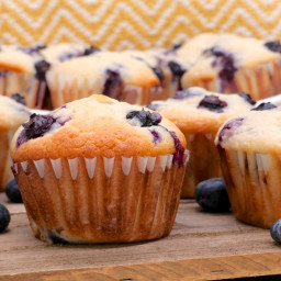 blueberry-cream-cheese-muffins-2603570.jpg