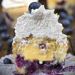 Blueberry Cupcakes with Lemon Curd Filling