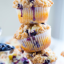 blueberry-muffins-with-streusel-topping-2005952.jpg