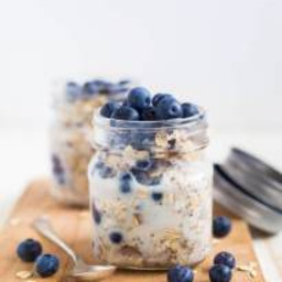 blueberry-overnight-oats-2141102.jpg