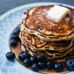Blueberry Pancakes {Extra Fluffy!}