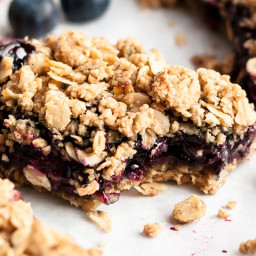 Blueberry Pie Bars with Oatmeal Crumble